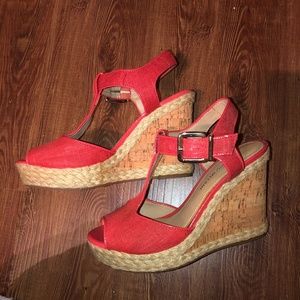 Antonio Melani Wedges